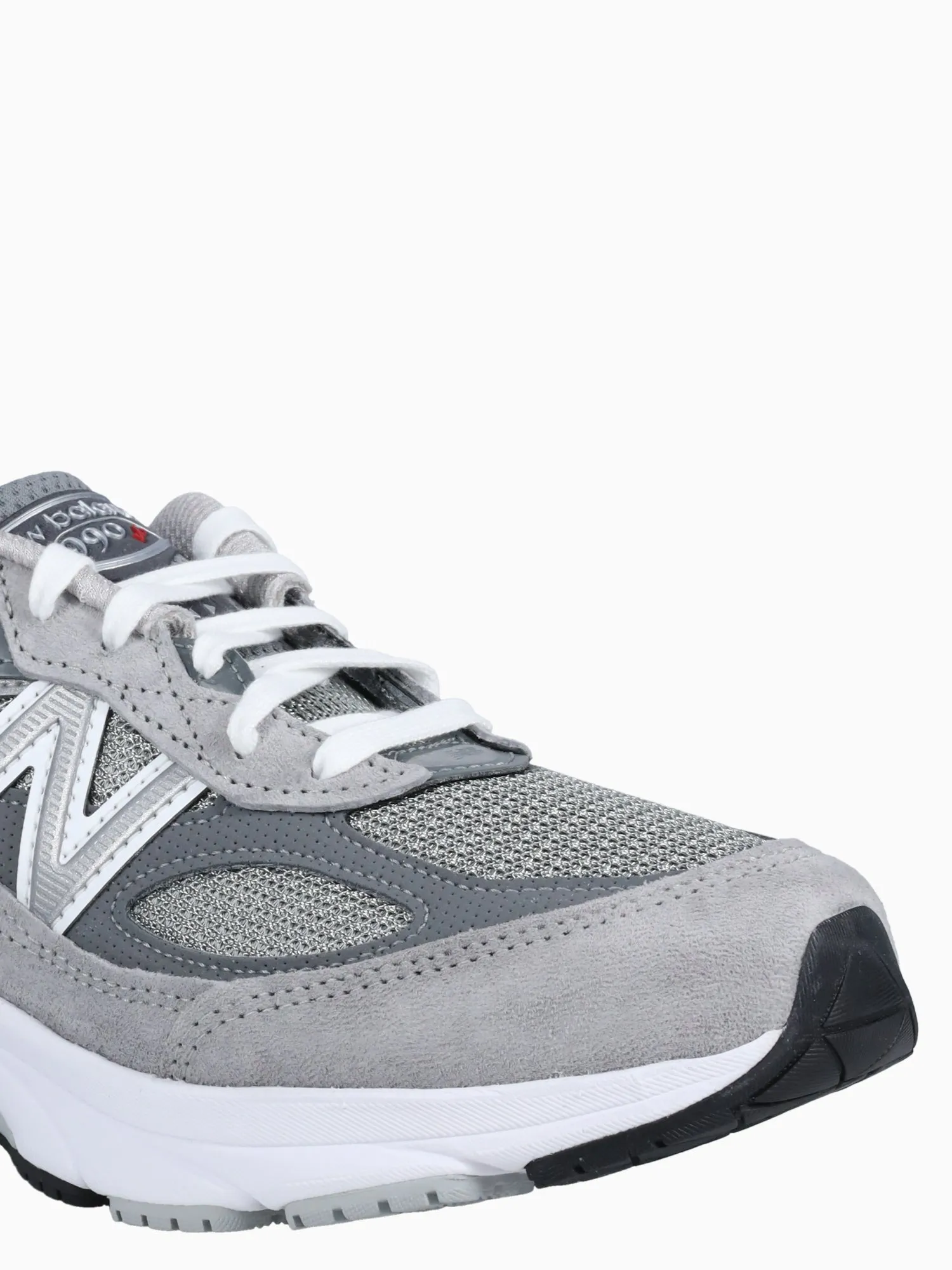 990v6 Grey Suede