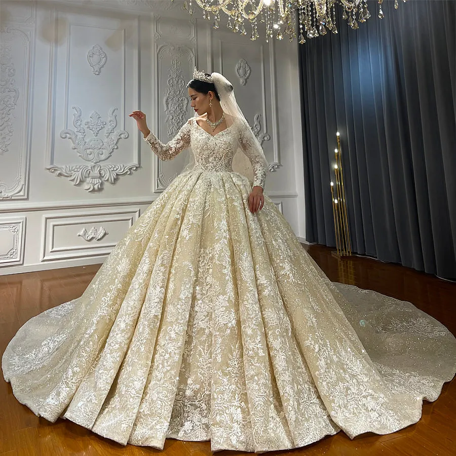 AM1070 Royal V-Neck Long Sleeve Lace Appliques Ball Gown luxury Wedding Dress