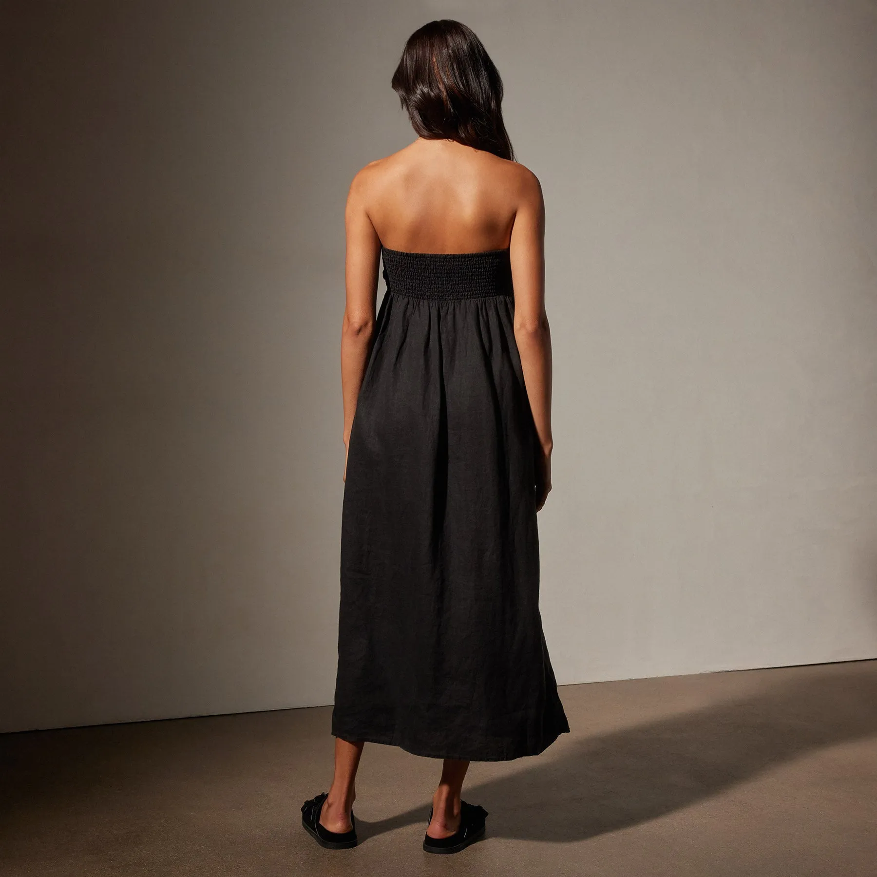 Linen Gathered Tube Dress - Black