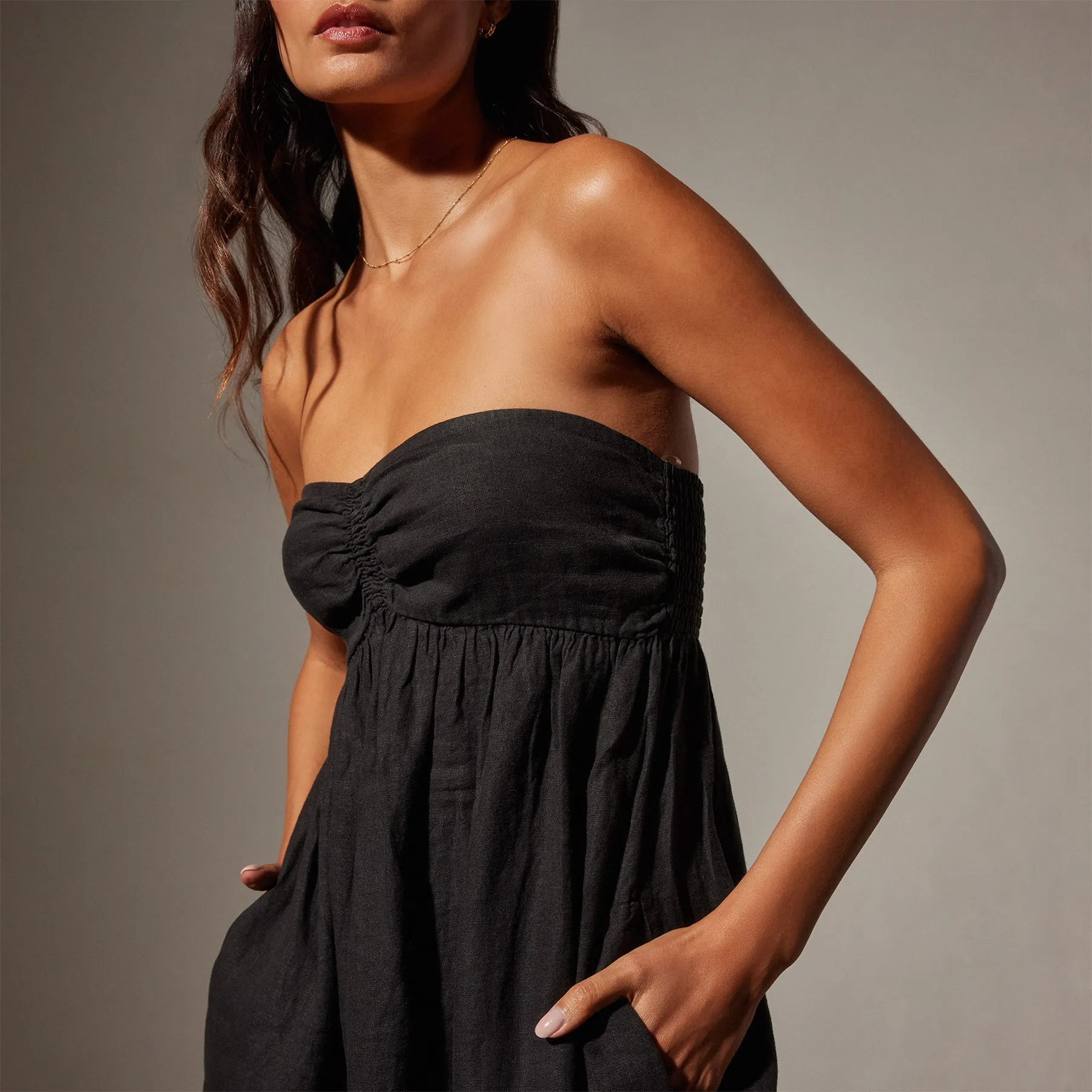 Linen Gathered Tube Dress - Black