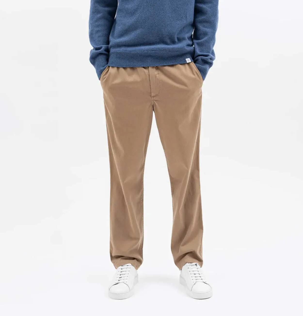 Norse Projects Ezra Light Stretch Twill Trouser in Utility Khaki